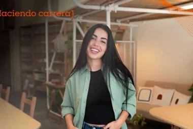 alumna en incubadora de startups