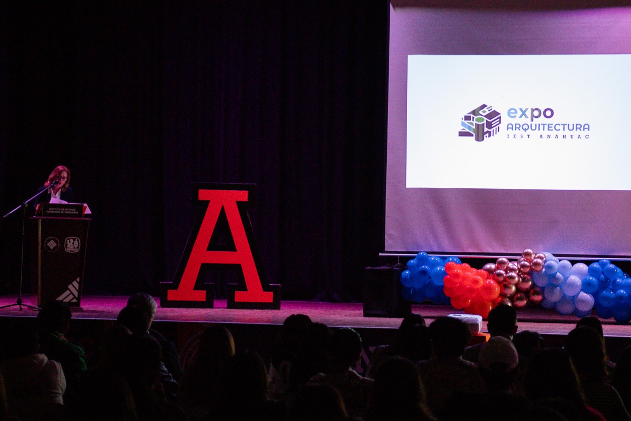 Aspecto de la inauguración de expo Arquitectura