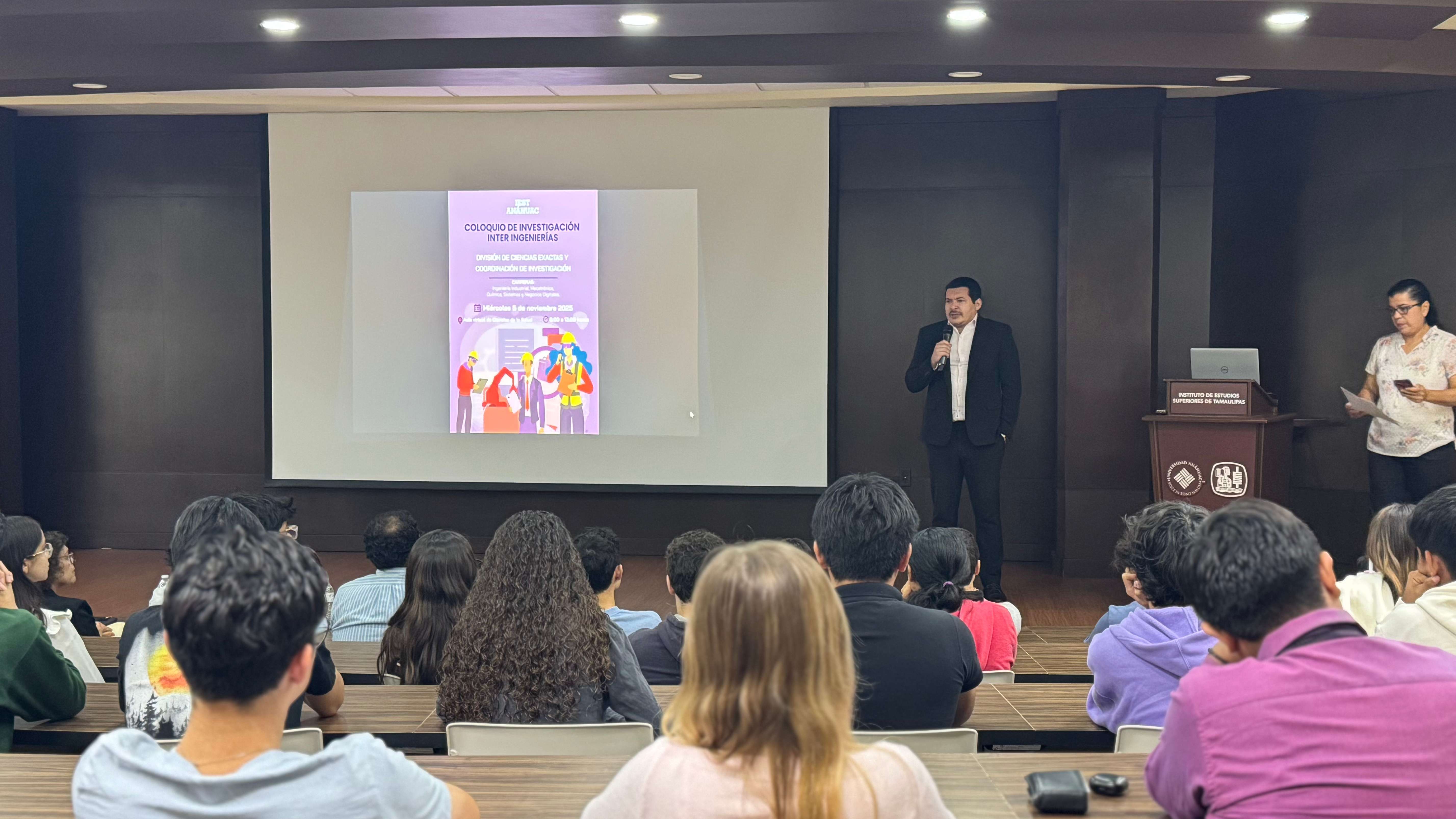 Inauguración del coloquio