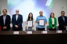 Foto de los firmantes del convenio AISTAC-COPARMEX Tampico.