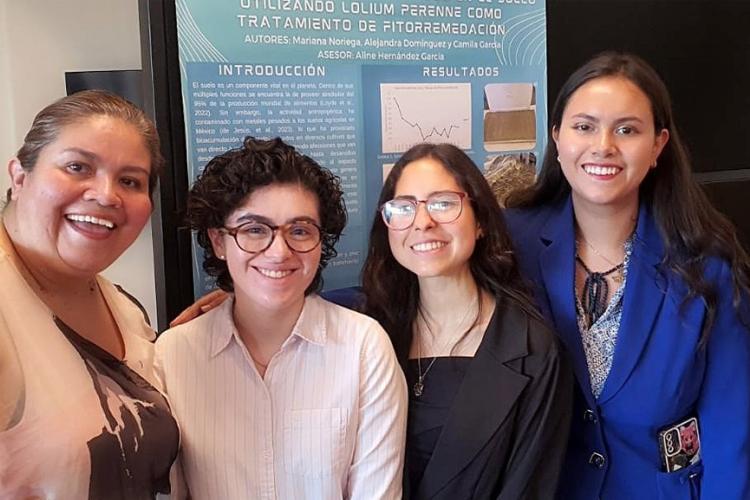 ALUMNAS DE INGENIERÍA AMBIENTAL E INGENIERÍA QUÍMICA PRESENTARON UN PROYECTO SOBRE REMOCIÓN DE METALES PESADOS EN EL SUELO UTILIZANDO LOLIUM PERENNE.