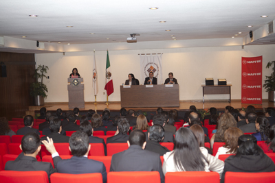 Graduación de alumnos de la Escuela de Liderazgo para Ejecutivos MAPFRE