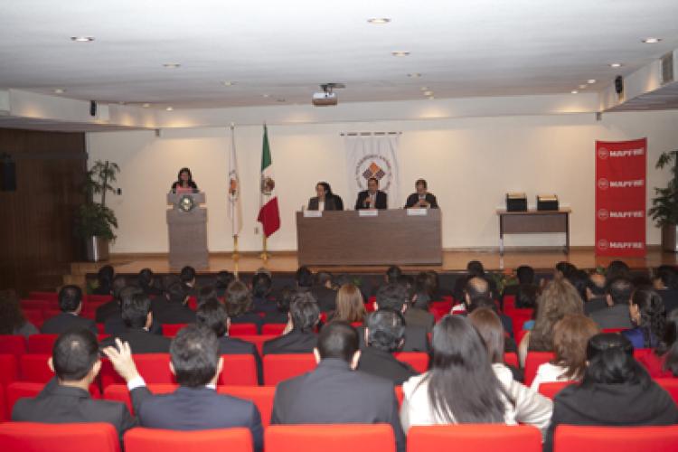 Graduación de alumnos de la Escuela de Liderazgo para Ejecutivos MAPFRE