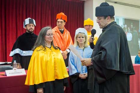 Ceremonia de Investidura de Doctores y Maestros