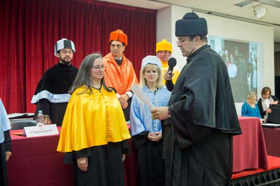 Ceremonia de Investidura de Doctores y Maestros