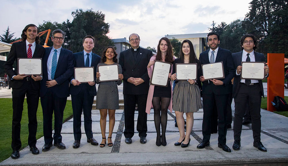 Entrega del Premio a la Excelencia Académica