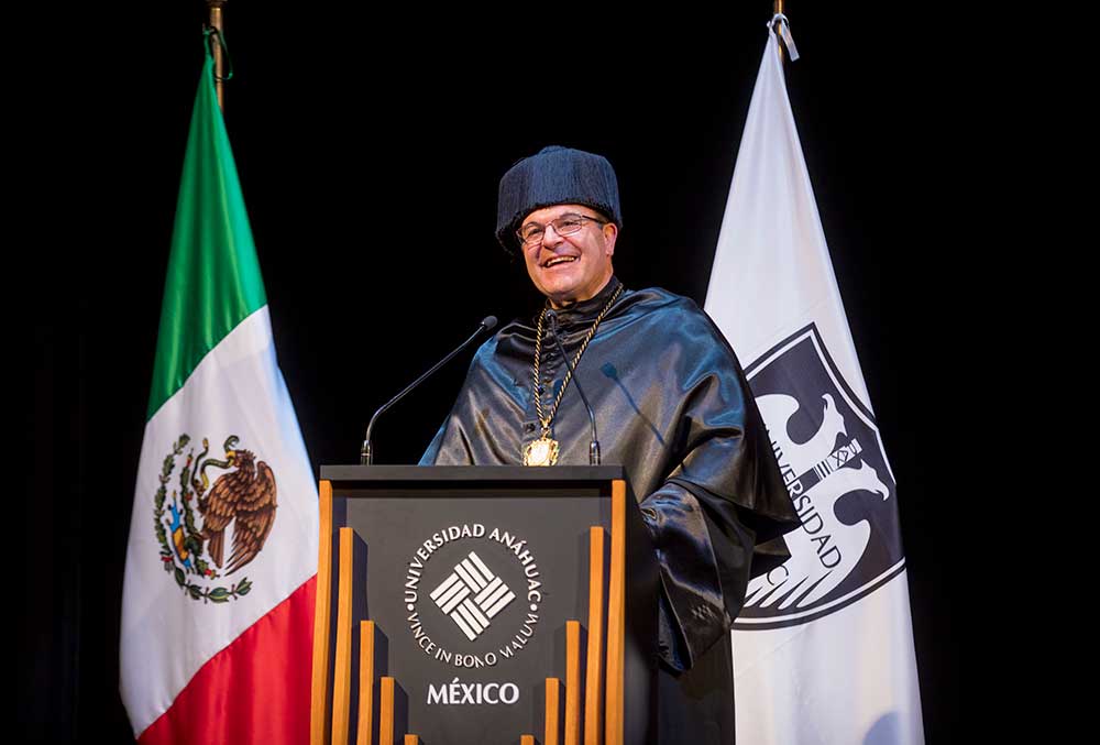 Ceremonia Solemne de Graduación de Licenciatura