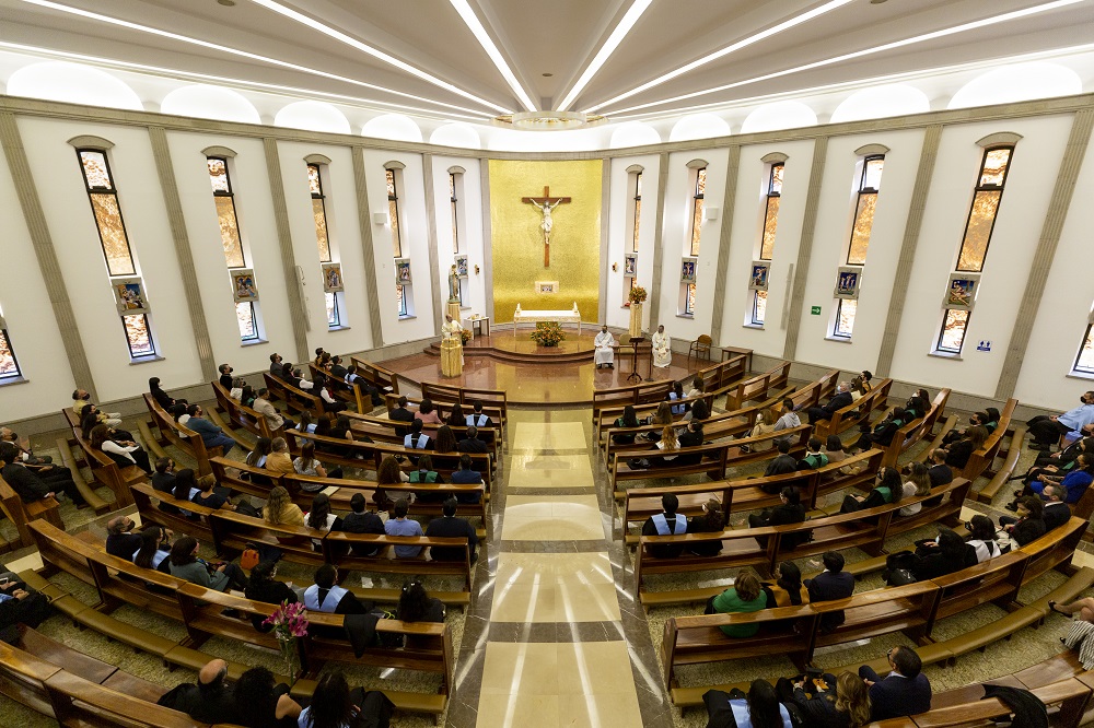 Capilla Universitaria: 20 años de ser el don de Dios entre la Comunidad Anáhuac