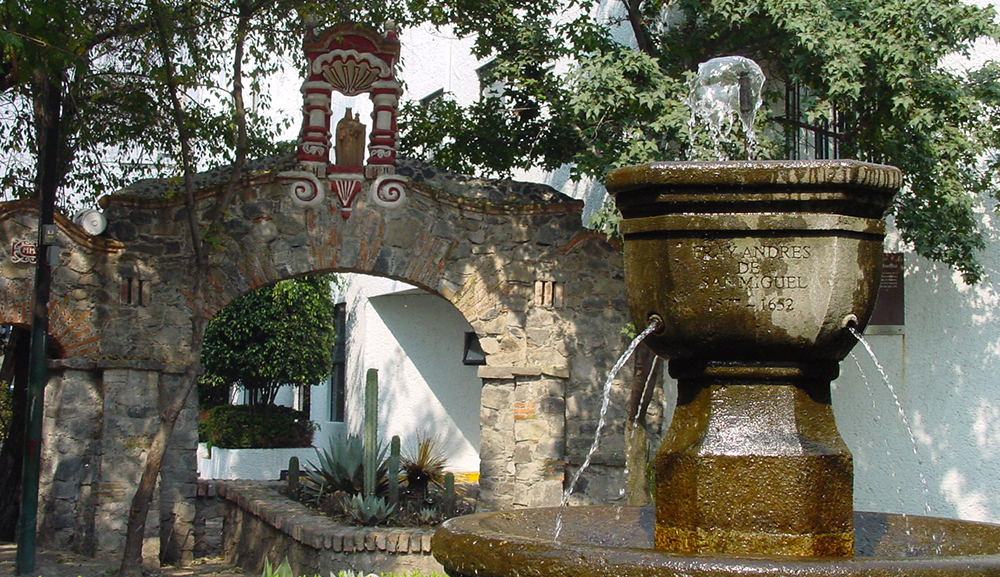 En Coyoacán a la historia se llega por callejones