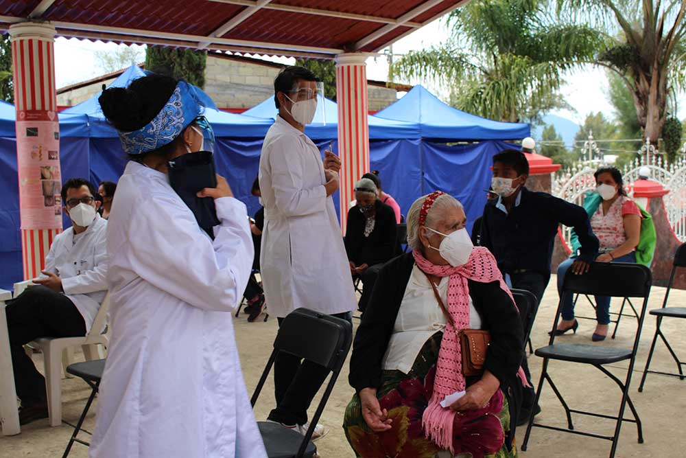 Voluntarios Anáhuac participan en Misiones Médicas en Tepoxtepec, México