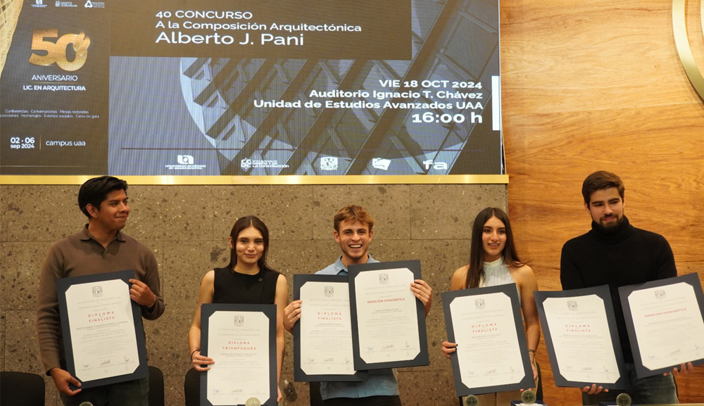 Reconocen a alumno de Arquitectura como uno de los mejores de México