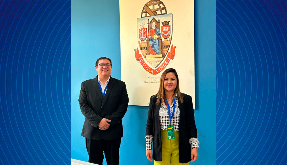 Académicos de Educación participan en congreso en la Universidad de Sao Paulo