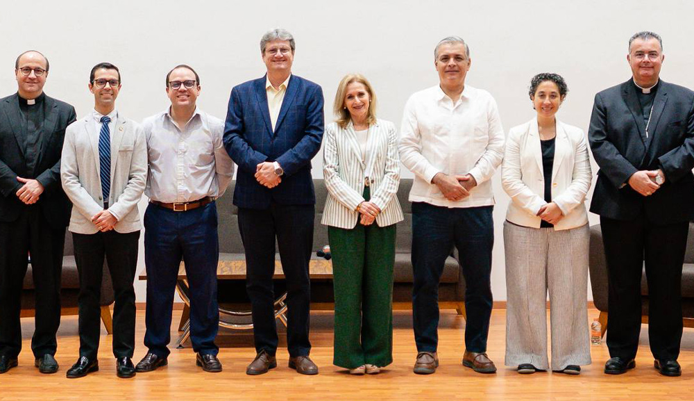 Miembros de la Facultad de Bioética participan en Congreso Internacional del IEST-Anáhuac