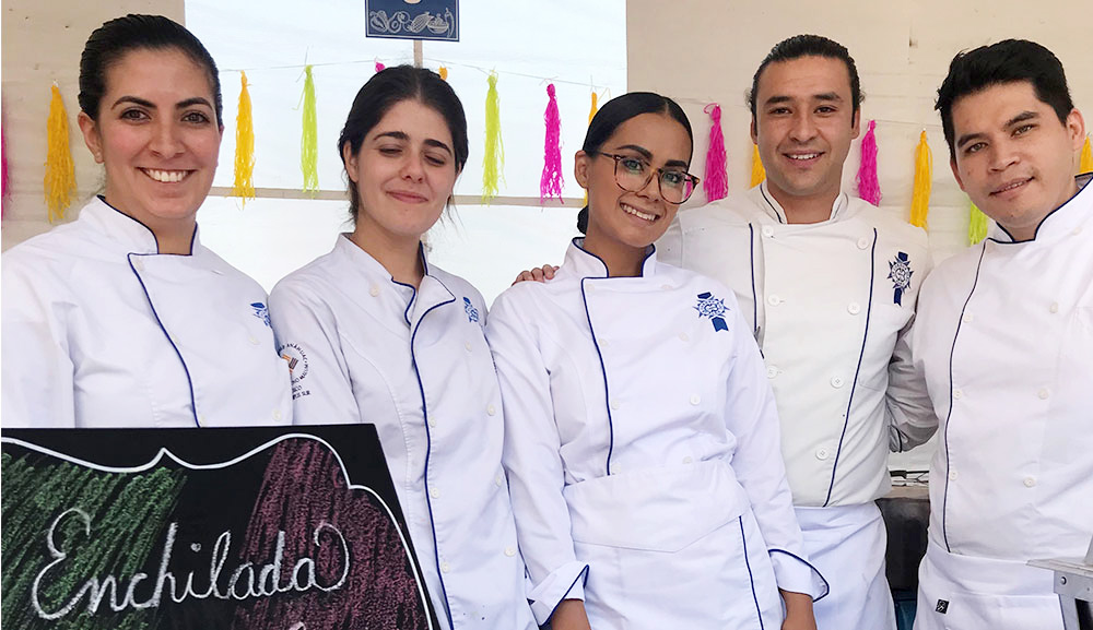 La Comunidad Universitaria participa en el 3er Festival Gastronómico Anáhuac “Enchiladas de México”