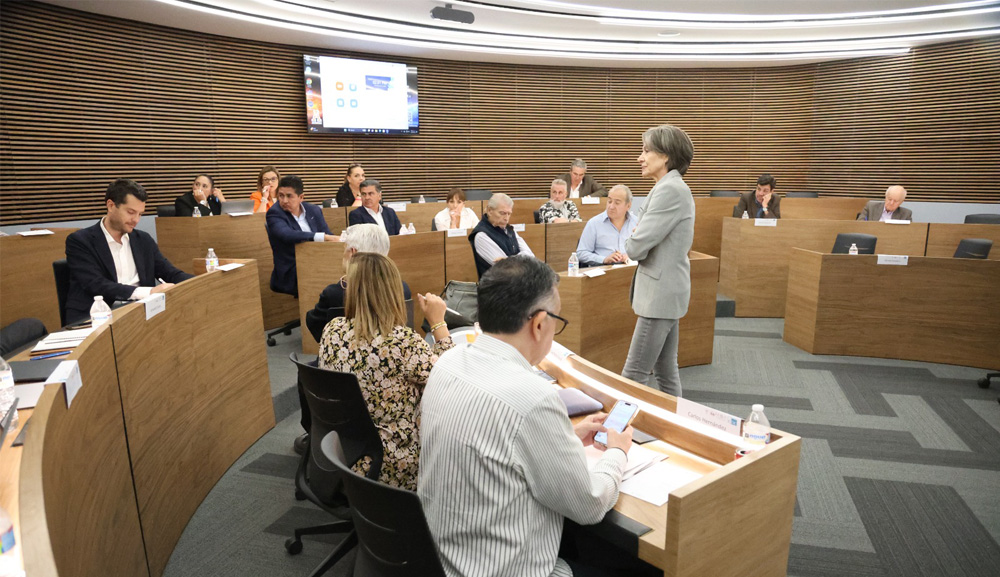 El IADA realiza taller sobre retos, desafíos y oportunidades de la empresa familiar