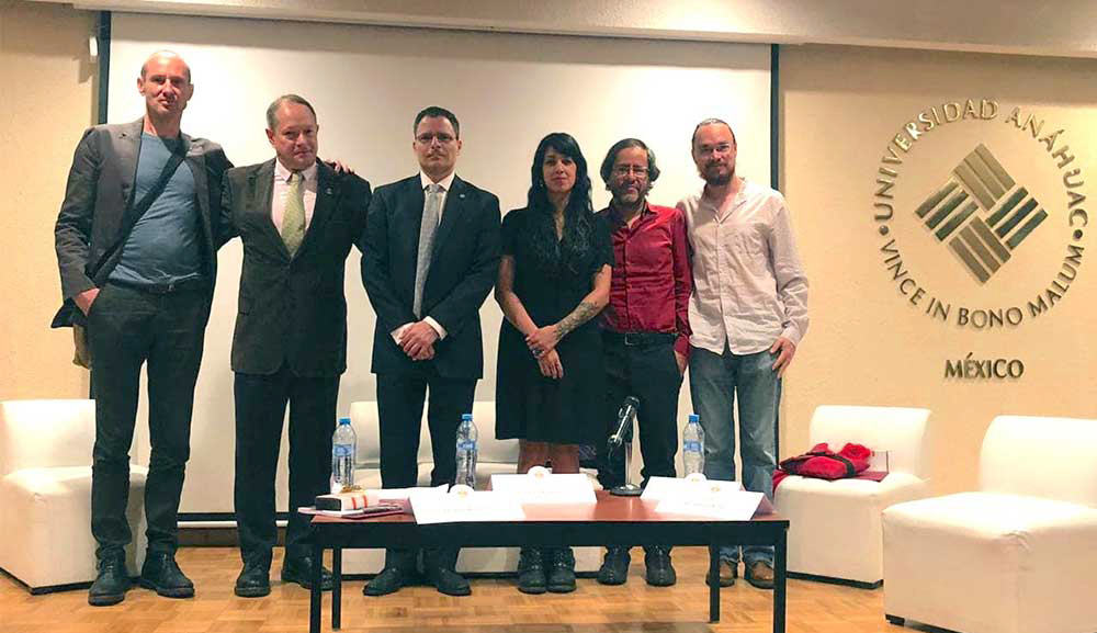 Investigadores Anáhuac y de la UNAM debaten sobre la conquista de México