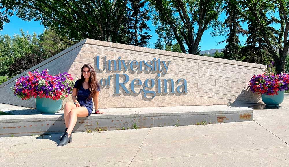 Liat Sadovitch realiza estancia de investigación en la Universidad Regina, Canadá