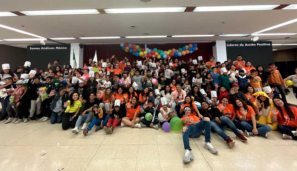 Voluntarios Anáhuac participan en el evento ASUA x los Niños 