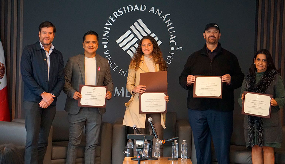 La cúpula del periodismo deportivo mexicano analiza con alumnos los secretos del mundial en Qatar