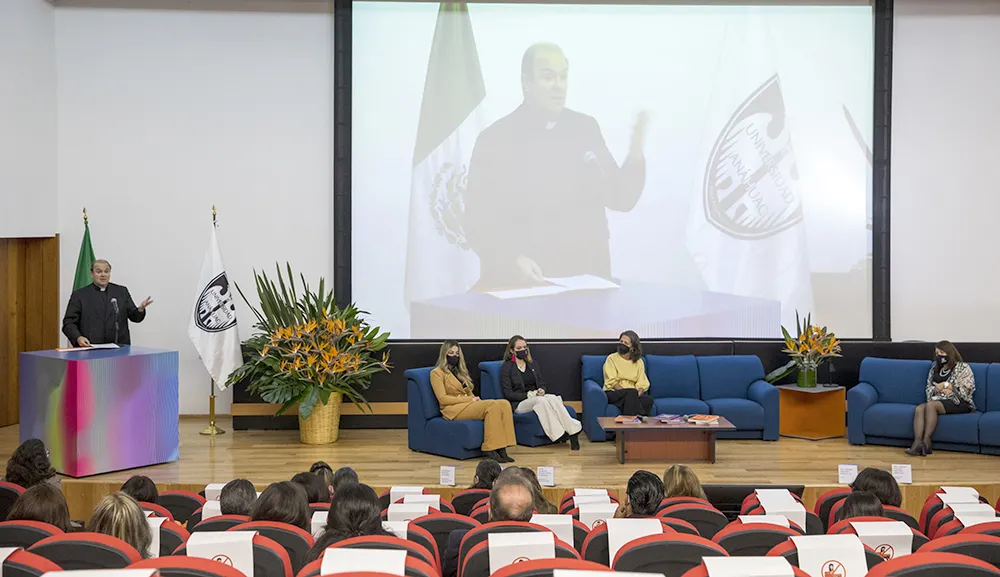 Celebramos con éxito el 18º Congreso Internacional “Diseñar para la Humanidad/Reconfigurar” 