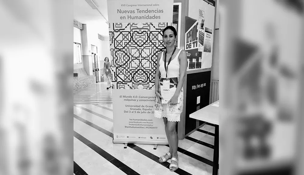 Académica de la Escuela de Diseño imparte conferencia en España