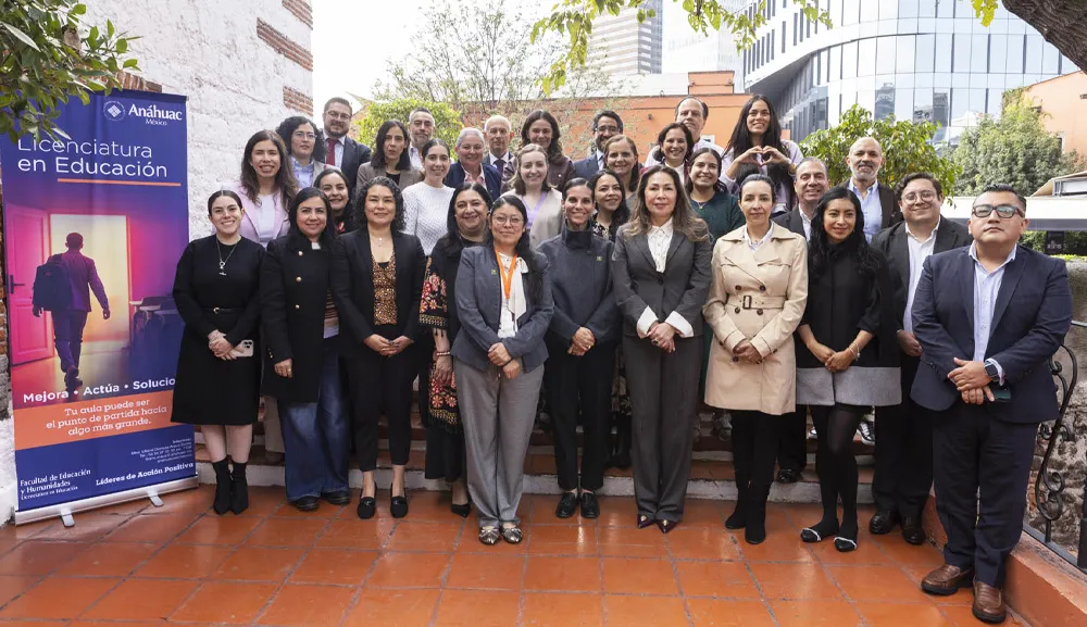 Nueva Licenciatura Ejecutiva en Educación: una respuesta ante los retos de la formación docente