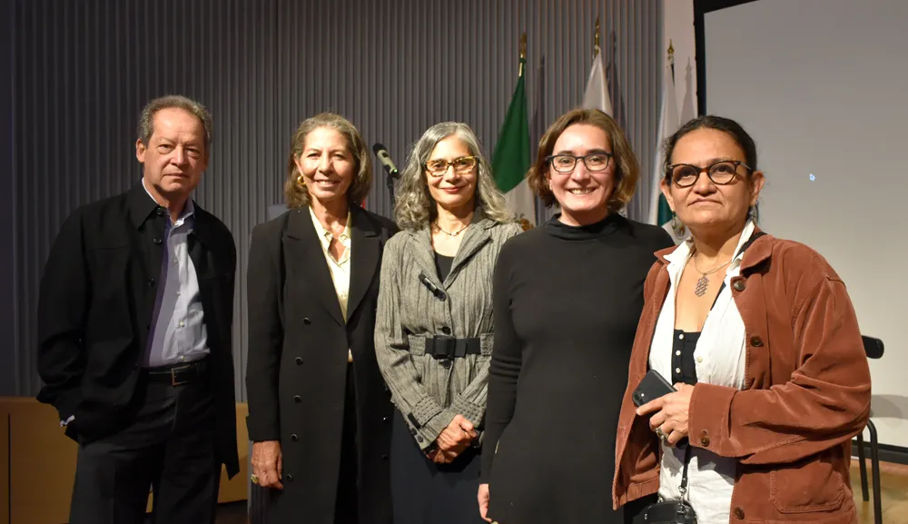 La maestra Rocío Mireles presenta en la Anáhuac el libro Mujeres y diseño en México