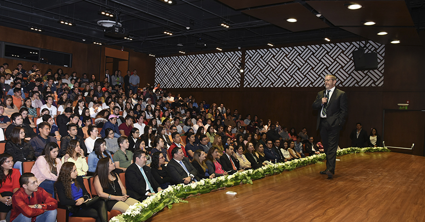 Director Ejecutivo de Santander Universidades y Director General de Universia México se reunió con la Comunidad Anáhuac