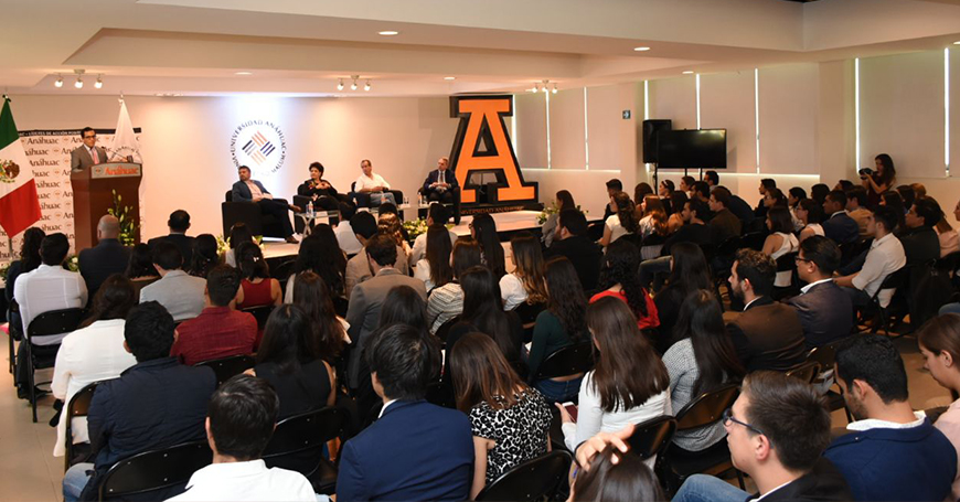 Líderes de opinión dialogan con alumnos Anáhuac sobre la contienda electoral 2018