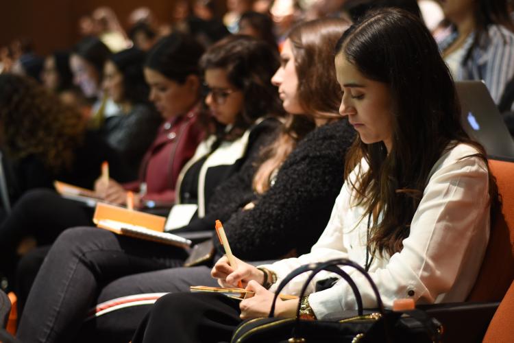 Alumnos de la Escuela de Psico logía de la Anáhuac Puebla