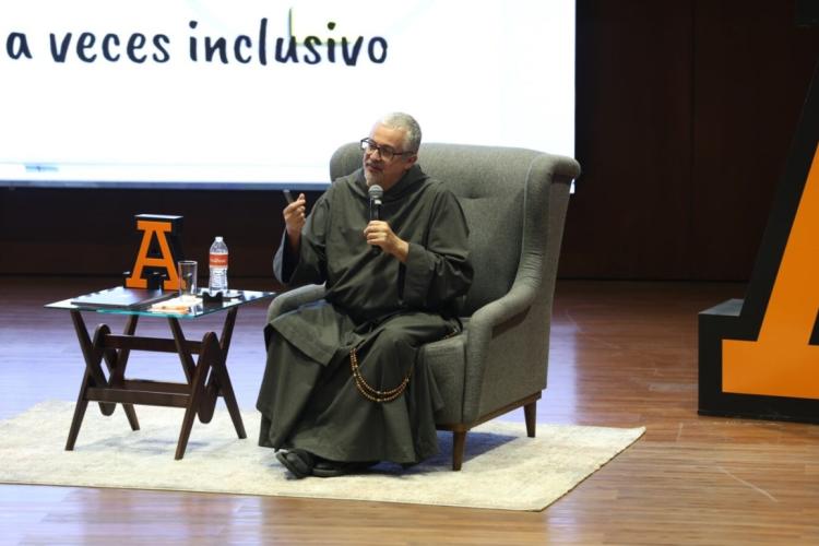 trascendencia-una-vida-que-vale-la-pena-luis-gerardo-dávila