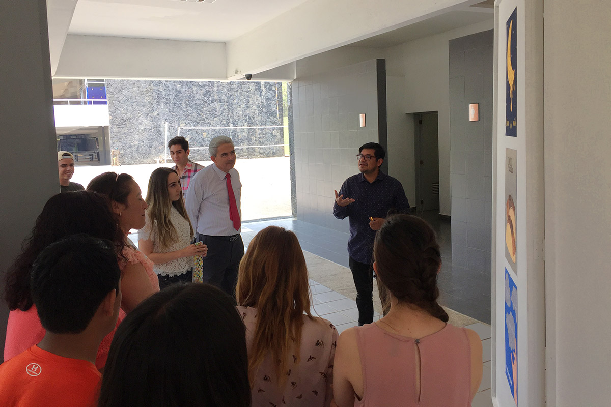 2 / 5 - Exposición de Alumnos de Diseño Gráfico 2 / 5 - Exposición de Alumnos de Diseño Gráfico