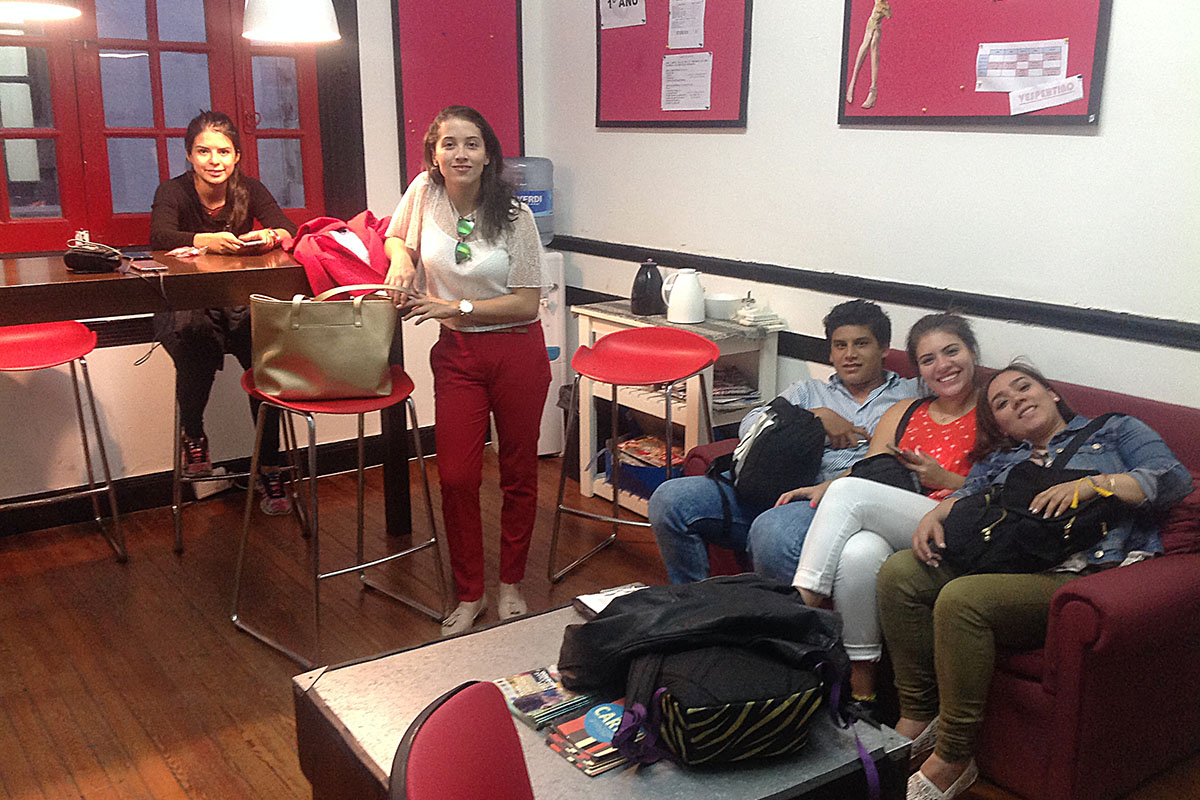 2 / 5 - Alumnos de Comunicación viajan a Argentina 2 / 5 - Alumnos de Comunicación viajan a Argentina