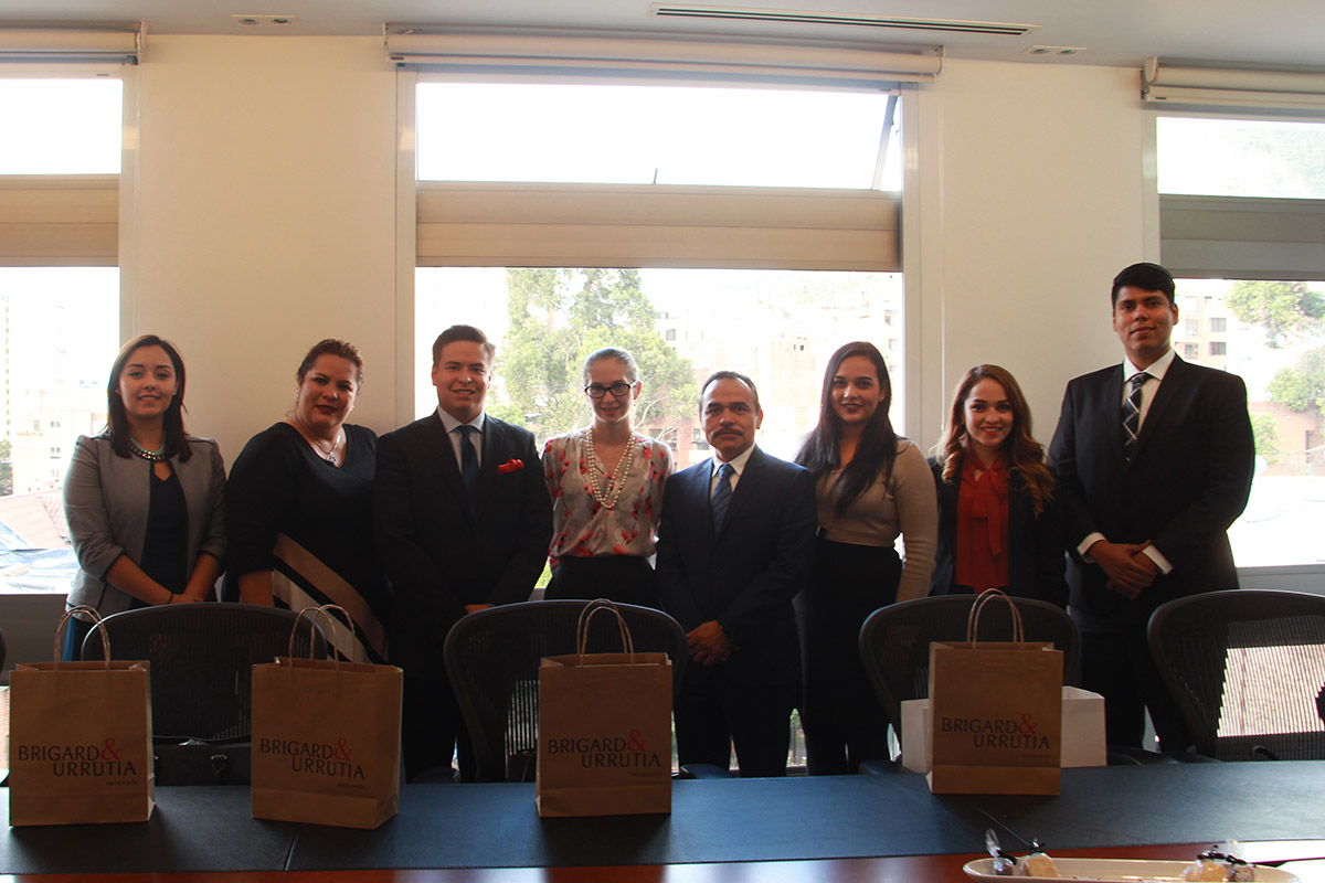 1 / 20 - Viaje académico a Bogotá Colombia 1 / 20 - Viaje académico a Bogotá Colombia