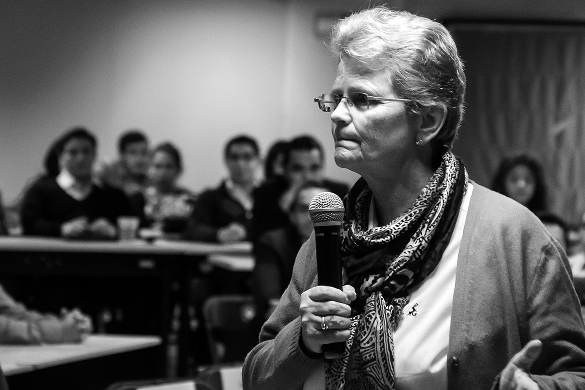 4 / 10 - La Mtra. Gisela Rubach imparte conferencia en la Anáhuac 4 / 10 - La Mtra. Gisela Rubach imparte conferencia en la Anáhuac