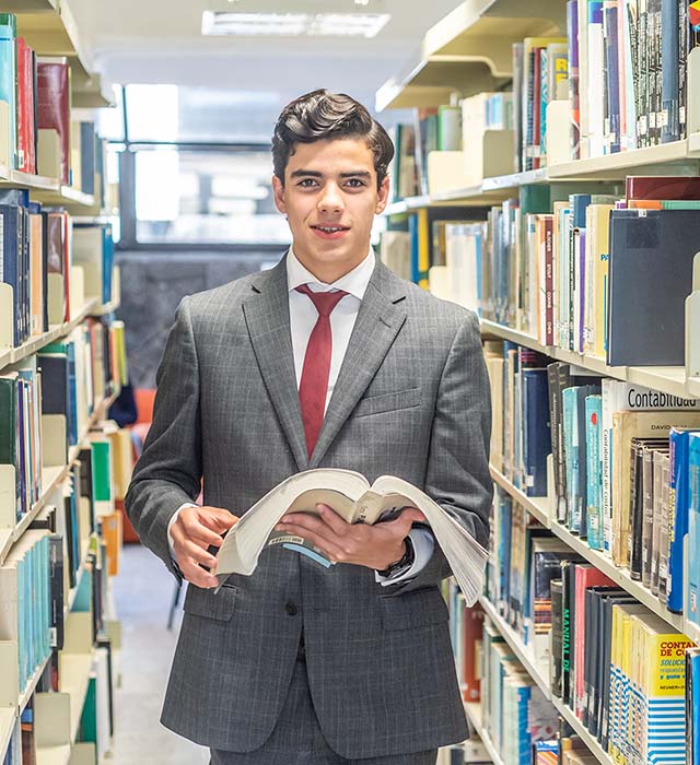 Prepa Bilingüe con Perspectiva Universitaria