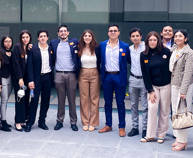 Vértice: Un Grupo de Liderazgo que Inspira