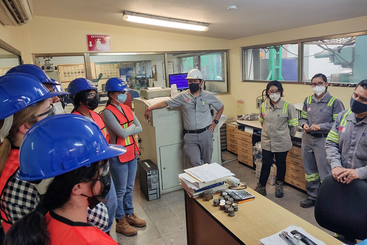 4 / 4 - Visita Industrial de la Escuela de Ingeniería a FYMSSSA 4 / 4 - Visita Industrial de la Escuela de Ingeniería a FYMSSSA