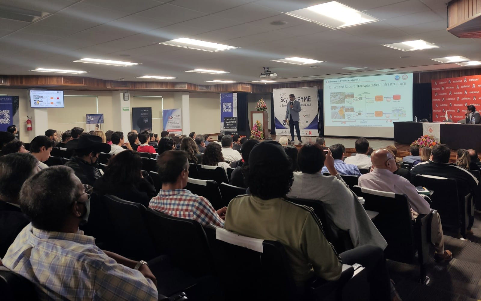 3 / 5 - Conferencia Internacional para Alumnos de Ingenierías 3 / 5 - Conferencia Internacional para Alumnos de Ingenierías