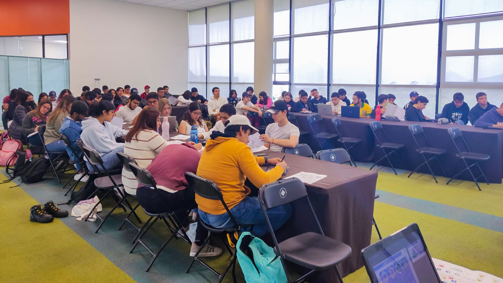 1 / 2 - Primera Jornada de Ingeniería 1 / 2 - Primera Jornada de Ingeniería