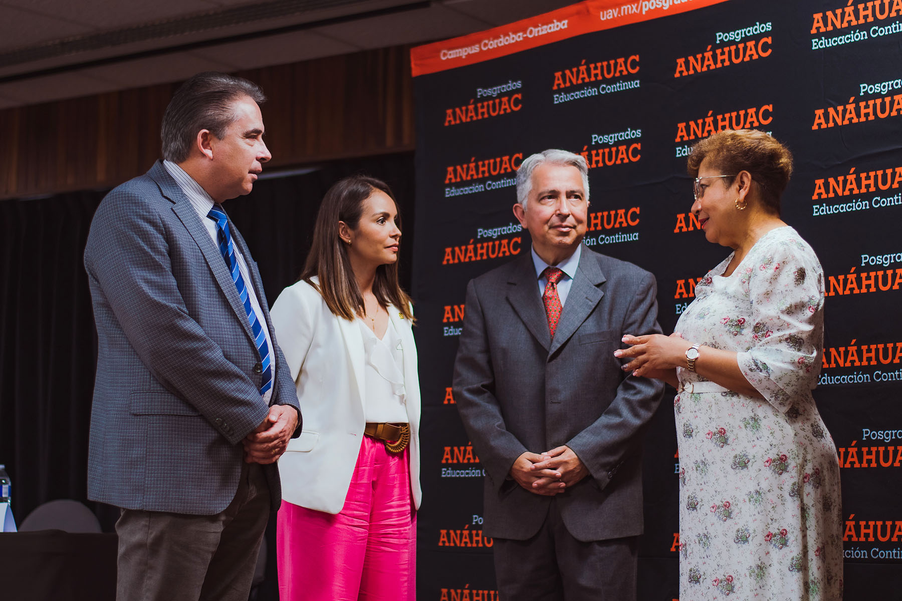 25 / 27 - Ceremonia de Entrega de Diplomas y Firma de Convenio con el IMSS Veracruz Sur 25 / 27 - Ceremonia de Entrega de Diplomas y Firma de Convenio con el IMSS Veracruz Sur