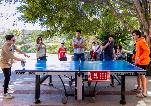 Raquetazos: el Torneo de Ping Pong más Esperado del Semestre