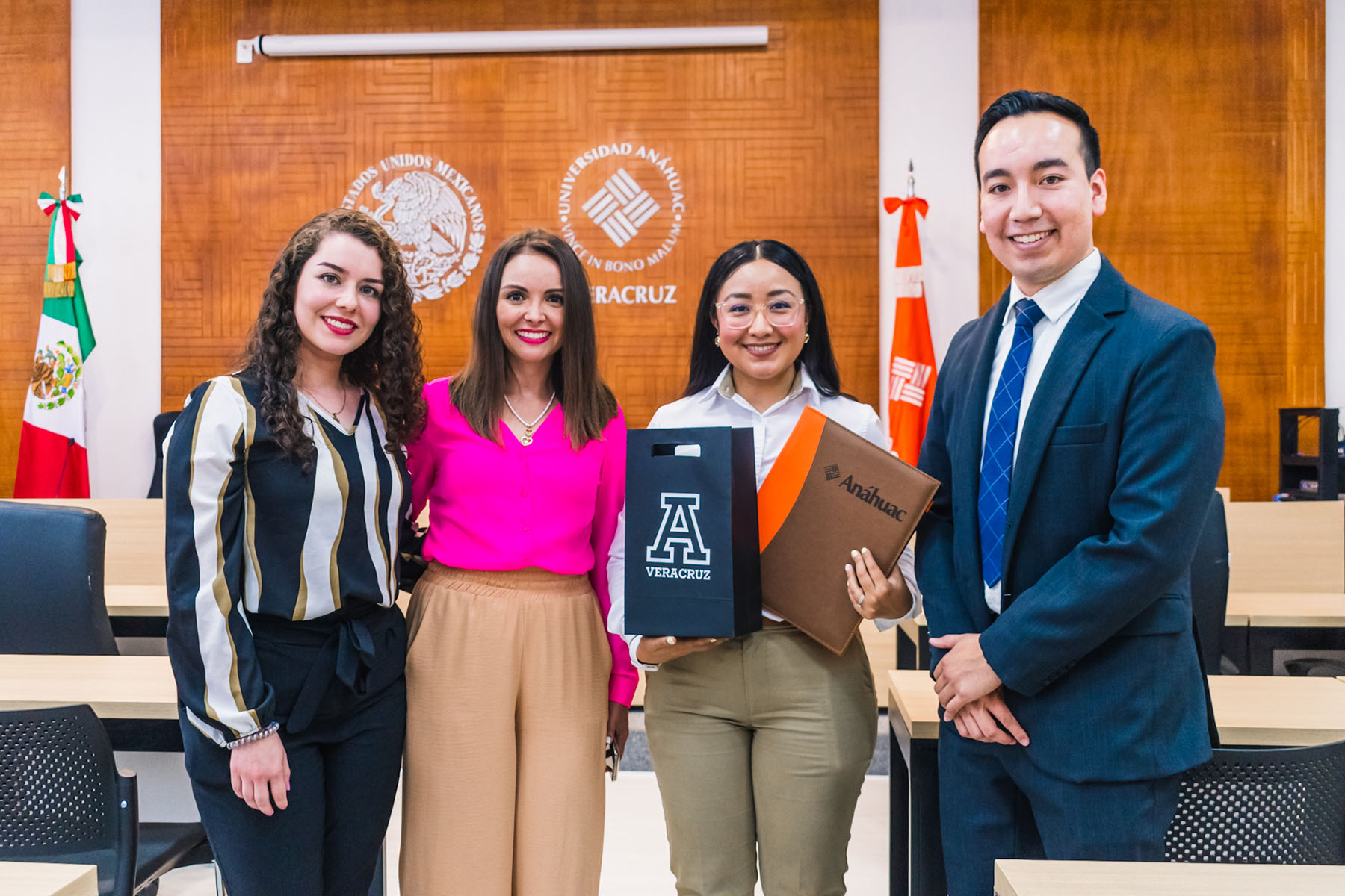 7 / 7 - Firma de Convenio con Grupo Pecuario San Antonio 7 / 7 - Firma de Convenio con Grupo Pecuario San Antonio