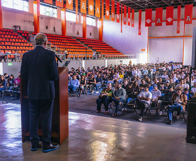 Jornadas de Humanidades: Liderazgo que Trasciende