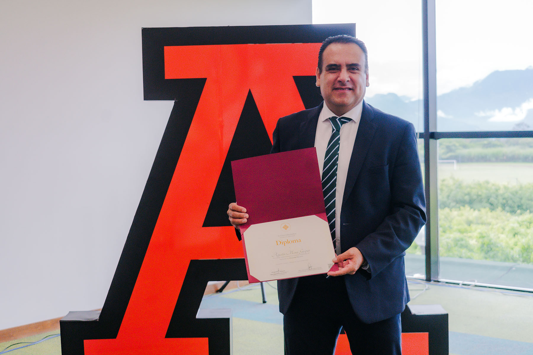 24 / 55 - Clausura del Diplomado en Desarrollo Directivo 24 / 55 - Clausura del Diplomado en Desarrollo Directivo