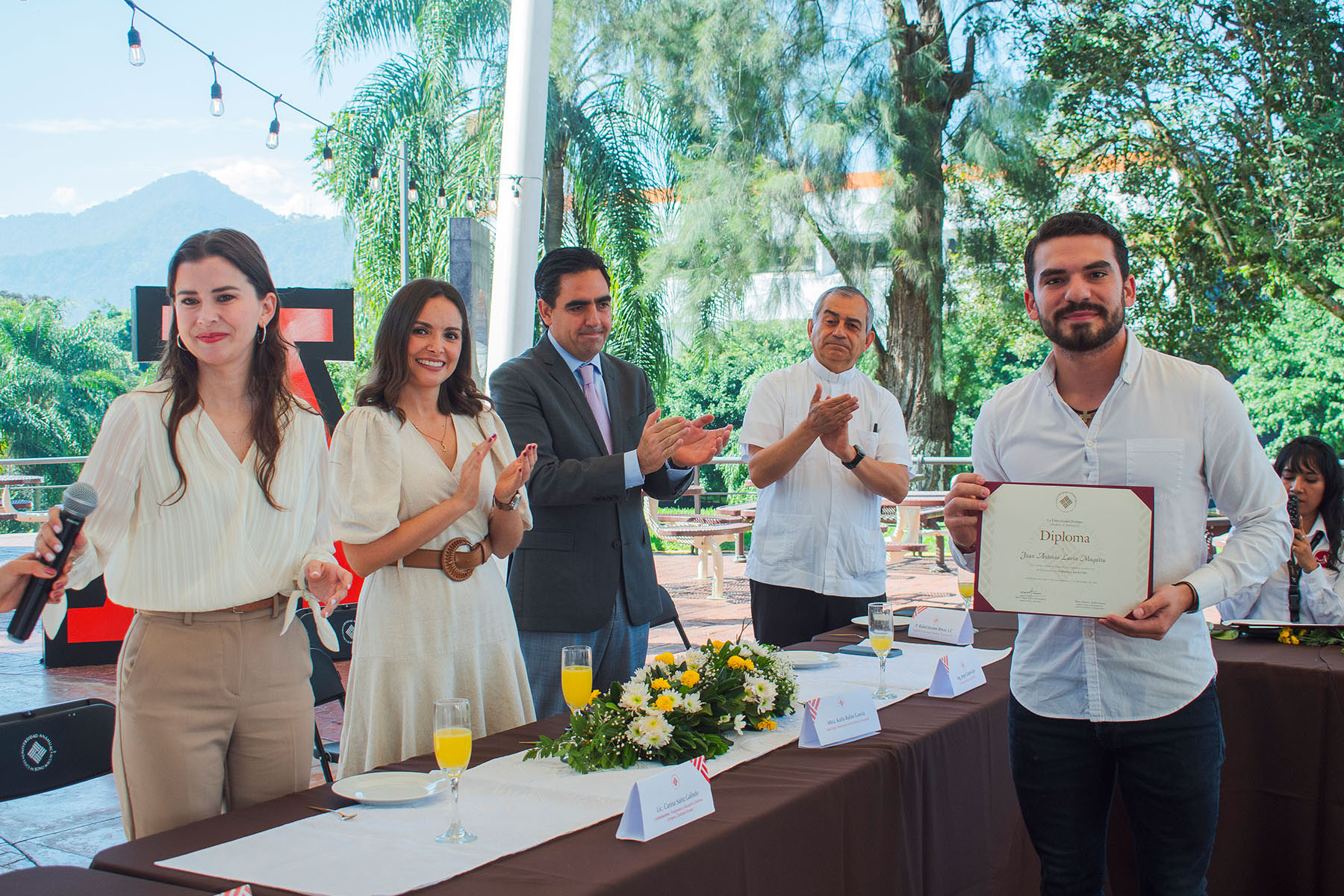 31 / 42 - Exitosa Clausura del Diplomado en Cultura y Cata de Café 31 / 42 - Exitosa Clausura del Diplomado en Cultura y Cata de Café