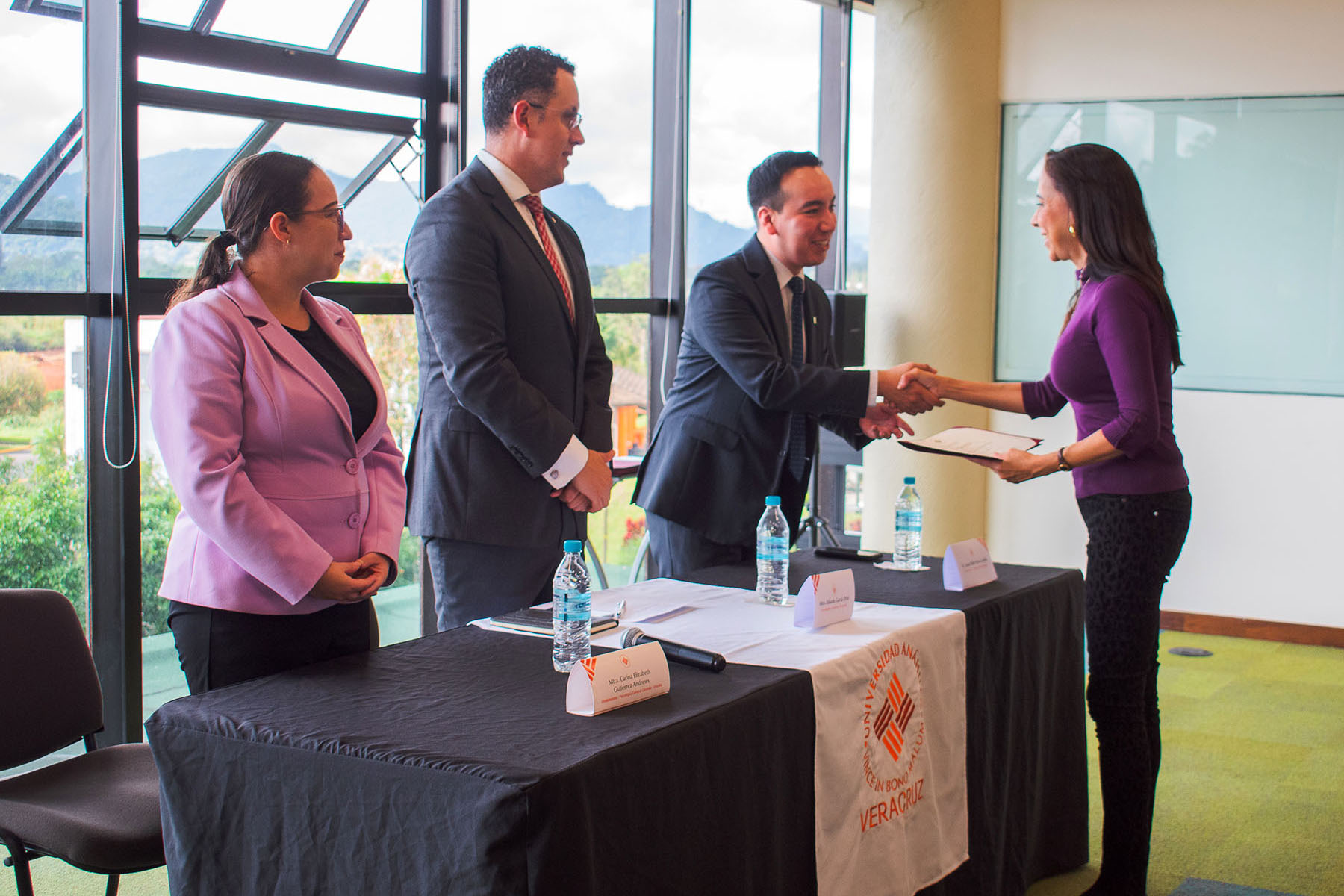 17 / 46 - Clausura del Diplomado en Desarrollo Humano 17 / 46 - Clausura del Diplomado en Desarrollo Humano