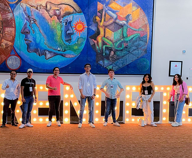 Alumnos de Ingeniería Industrial Asisten al Congreso Empréndete en Monterrey