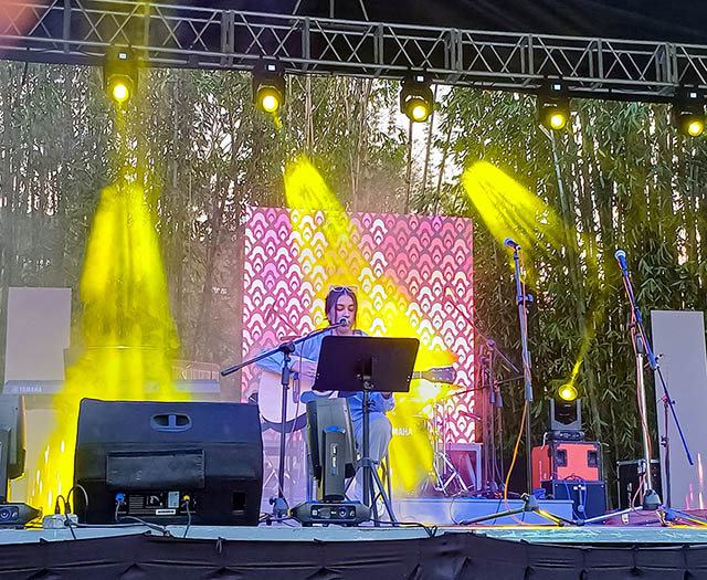 Burning Lion: El Rugido Creativo que Encendió el Día Anáhuac