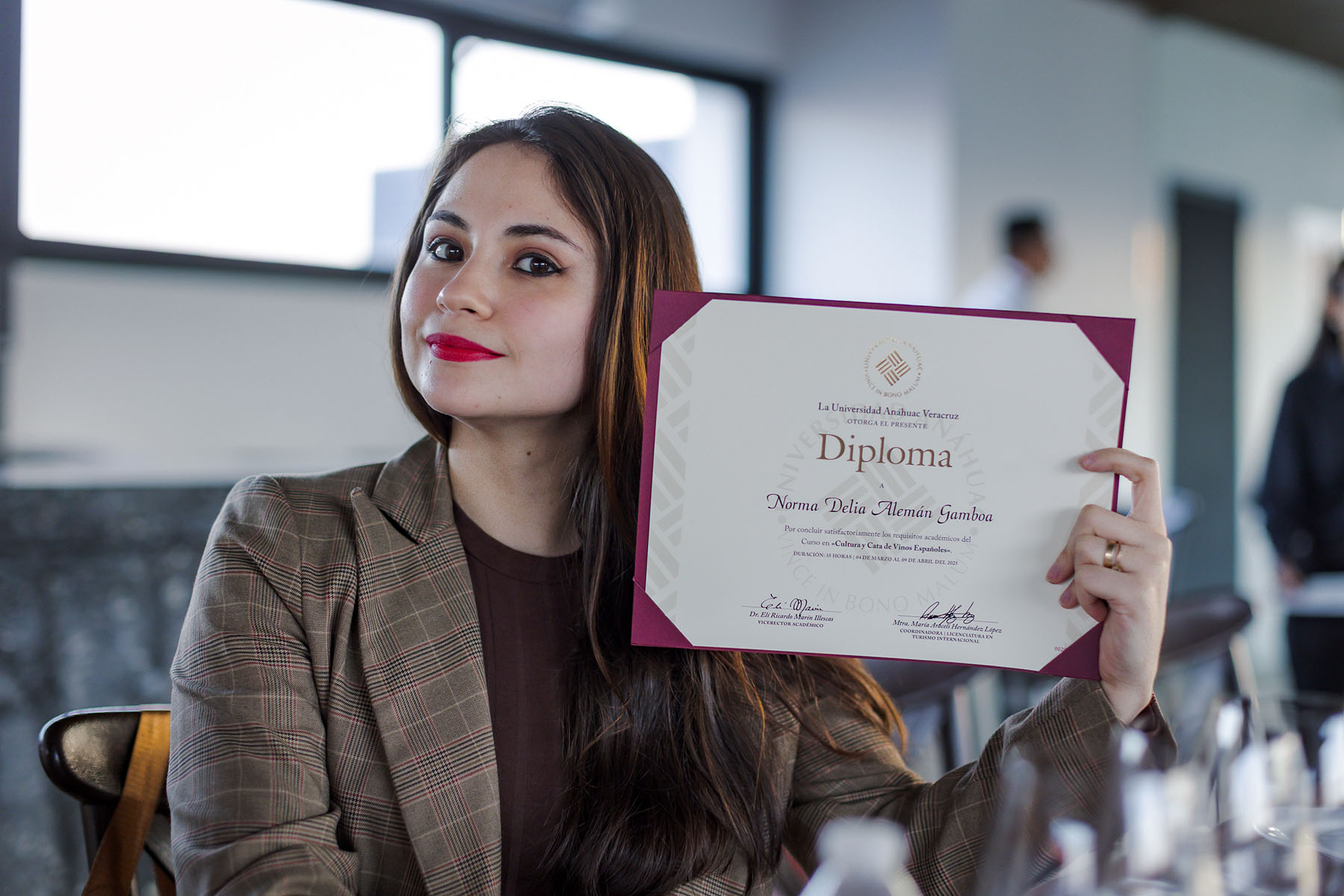 19 / 36 - Culmina con Éxito el Curso en Cultura y Cata de Vinos Españoles